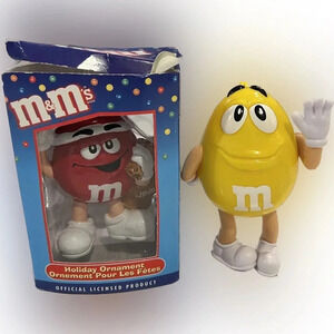 M&M’s  Holiday Christmas Ornament & Bonus M&M’s Figurine